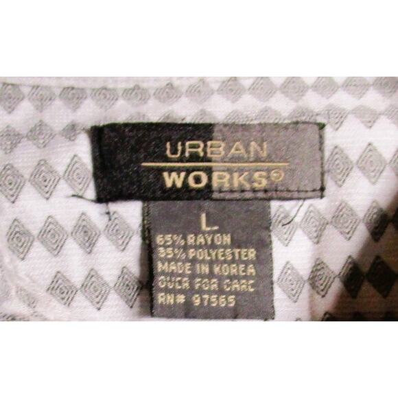 Urban Works Men's Button-Down Shirt Gray with Black Diamonds Pocket Size Large - Picture 7 of 8